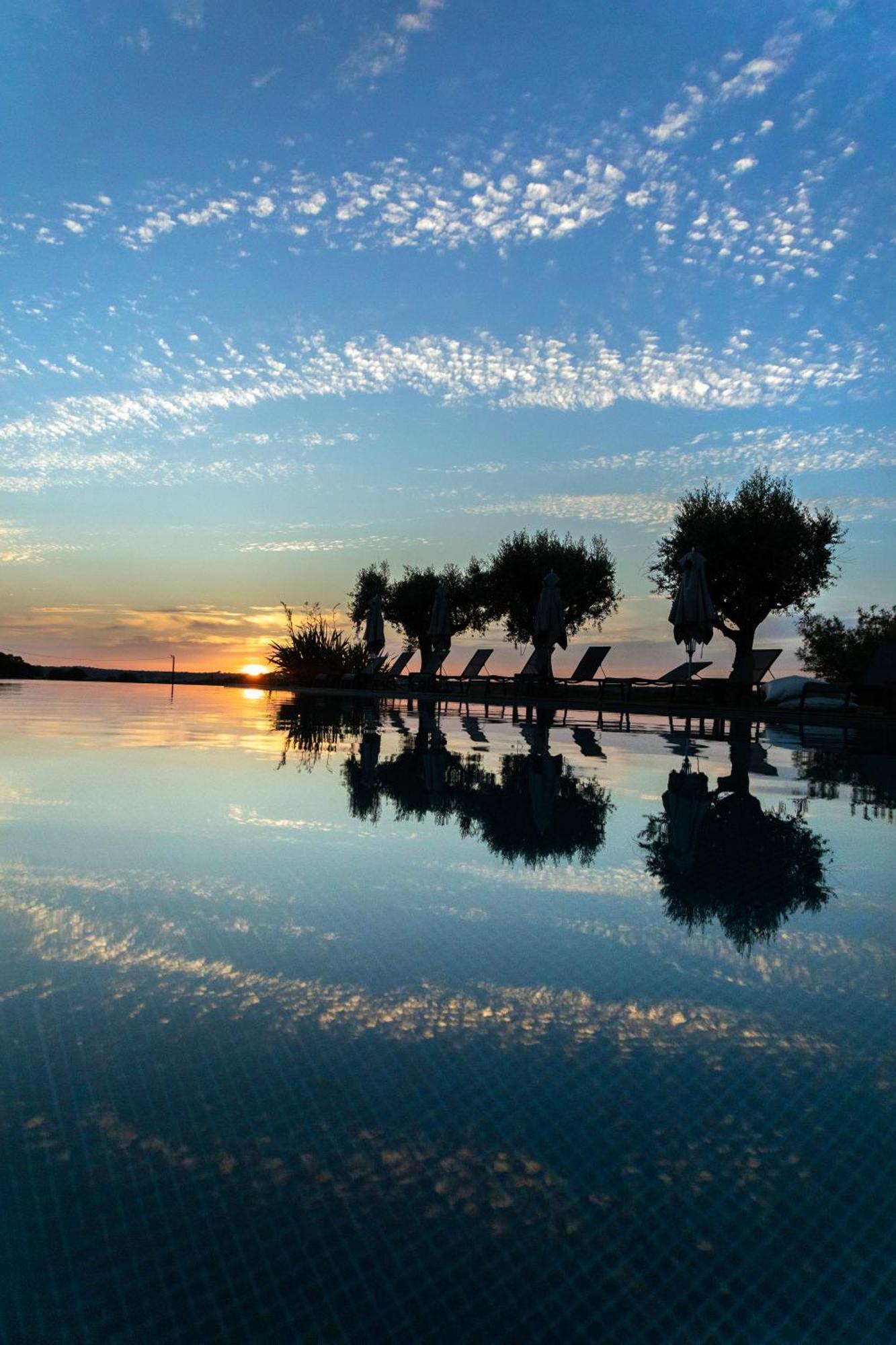 Herdade Da Cortesia Hotel Aviz Bagian luar foto