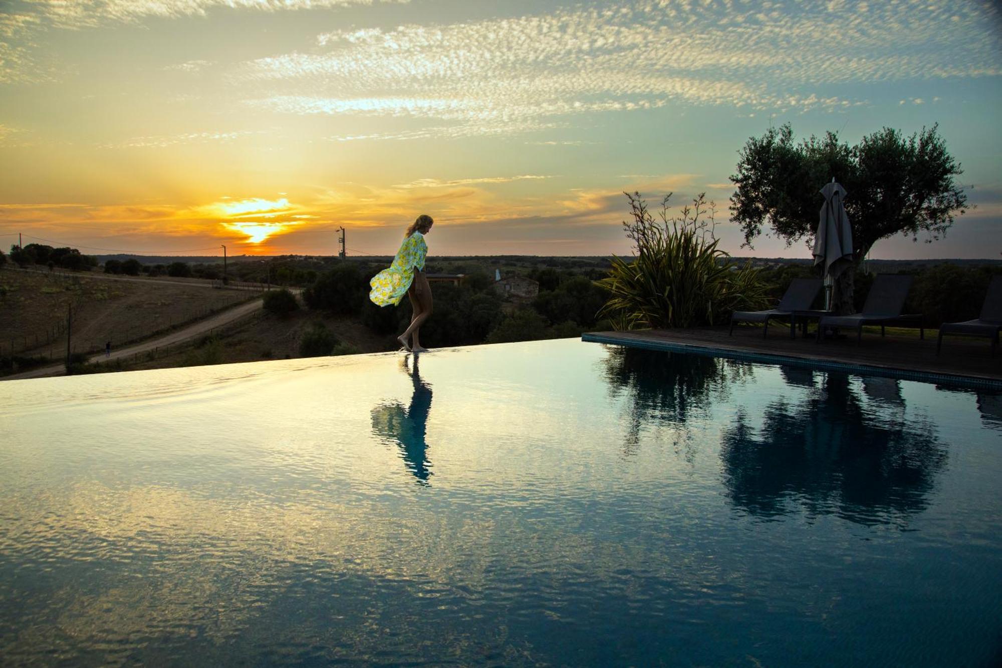 Herdade Da Cortesia Hotel Aviz Bagian luar foto